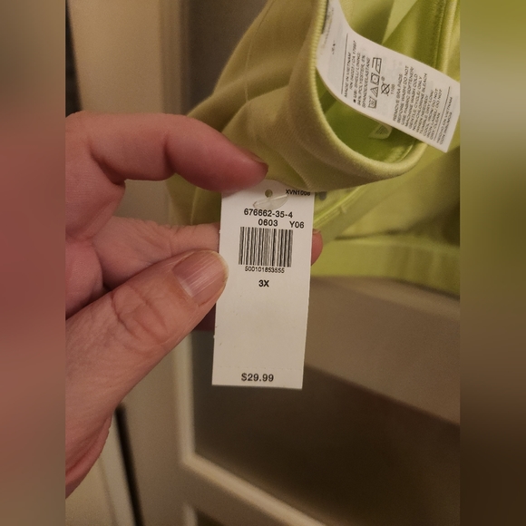 Old navy , 3x , lime green - Picture 4 of 4